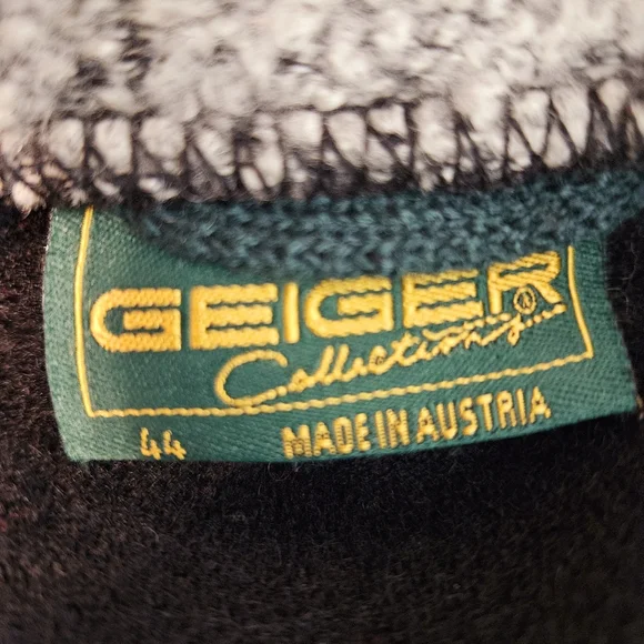 Vintage Geiger Collections Black Wool Coat Austrian Tailored Embroidery Size 40 - Picture 13 of 16